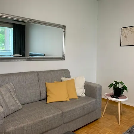 2br Am7, Free Parking, Big Balcony Appartamento *